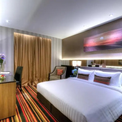 Отель The Continent Bangkok by Compass Hospitality 4* Номер категории Премиум с различными типами кроватей фото 47