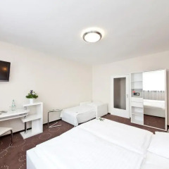Novum Hotel Lichtburg Berlin am Kurfürstendamm 3* Стандартный номер с двуспальной кроватью