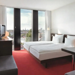 Empire Riverside Hotel 4* Стандартный номер двуспальная кровать фото 2