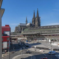 Отель Breslauer Hof Am Dom балкон