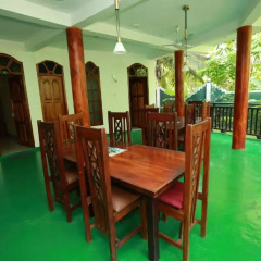 Отель La Safari Inn Tissamaharama питание