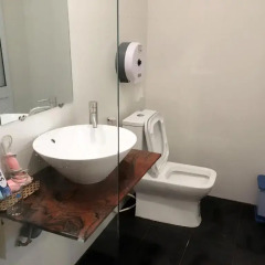 Отель Istay Inn Saigon ванная