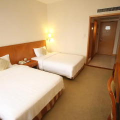 Guangzhou Hotel 3* Представительский номер с 2 отдельными кроватями