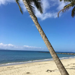 Отель The Pearl South Pacific Resort пляж