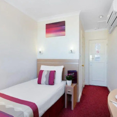 Queens Park Hotel 3* Стандартный номер с различными типами кроватей фото 6