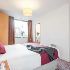 Отель PREMIER SUITES Manchester комната для гостей фото 4