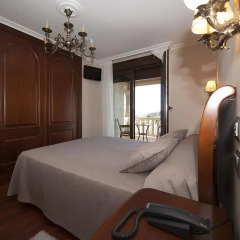 Отель Pensión Residencia A Cruzán - Adults Only 3* Стандартный номер с различными типами кроватей фото 7