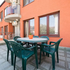 Отель Vitosha Apartments Болгария, София - отзывы, цены и фото номеров - забронировать отель Vitosha Apartments онлайн балкон