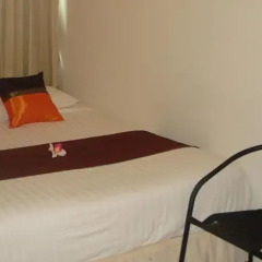 Отель 3rd Street Cafe & Guesthouse комната для гостей фото 5