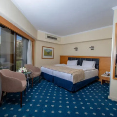 Best Western Plus Hotel Konak 4* Стандартный номер с различными типами кроватей фото 5
