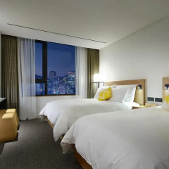 Отель L7 Myeongdong by LOTTE 4* Стандартный номер с различными типами кроватей фото 9