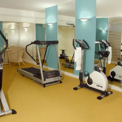 Отель Hôtel Garden Elysées фитнесс-зал фото 2