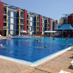 Отель Elit 4 Flats Солнечный берег бассейн фото 2