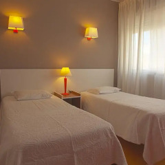 Отель Next Inn 3* Стандартный семейный номер с двуспальной кроватью фото 2