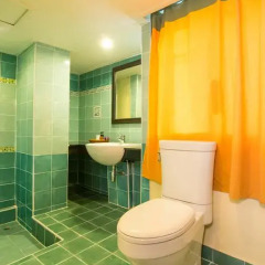 Krabi City Seaview Hotel 2* Улучшенный номер с различными типами кроватей фото 12
