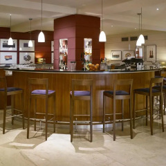 Отель K+K Hotel Maria Theresia Австрия, Вена - 3 отзыва об отеле, цены и фото номеров - забронировать отель K+K Hotel Maria Theresia онлайн гостиничный бар