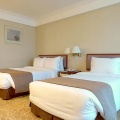 Koreana Hotel 4* Стандартный семейный номер