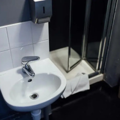 Clink78 Hostel Номер Prison cells с двухъярусной кроватью (общая ванная комната) фото 9