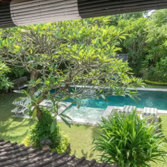 Отель Villa Om Bali бассейн