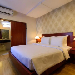 Hong Vy 1 Hotel 3* Улучшенный номер с двуспальной кроватью