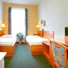 Hotel Merkur 3* Стандартный номер фото 8