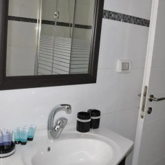 Star Apartments - Dizengoff Square Израиль, Тель-Авив - отзывы, цены и фото номеров - забронировать отель Star Apartments - Dizengoff Square онлайн ванная