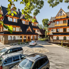 Отель Zakopiańskie Tarasy Premium Spa парковка