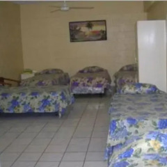 Grand Melanesian Hotel 2* Кровать в общем номере с двухъярусной кроватью фото 3