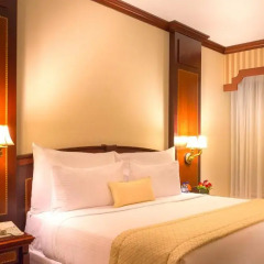 Отель CORNICHE 5* Номер Делюкс фото 4