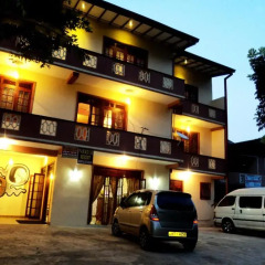 Отель Kandy Paradise Resort парковка