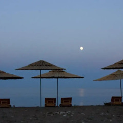 Etenna Bungalow Hotel пляж фото 2