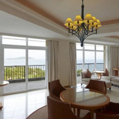 Отель Sheraton Sanya Resort 5* Улучшенный номер с различными типами кроватей фото 5