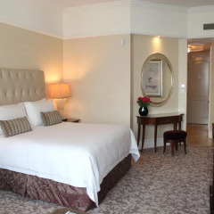 Four Seasons Hotel Singapore 5* Стандартный номер с различными типами кроватей