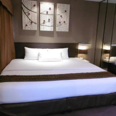 Отель The Green Bells New Petchburi 3* Номер Делюкс с различными типами кроватей фото 4