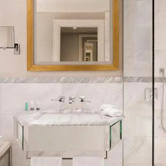 Отель The Westin Palace 5* Классический номер с двуспальной кроватью фото 2