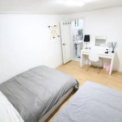 Отель House In Hongdae 4 комната для гостей фото 6