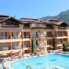 Апартаменты ICR SUN Village Apartments бассейн