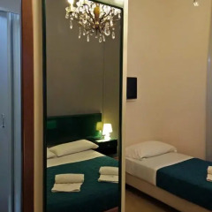 Hotel Suisse Genova 2* Стандартный номер с двуспальной кроватью (общая ванная комната) фото 6