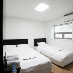 Отель Ekonomy Myeongdong Central 3* Стандартный номер фото 4