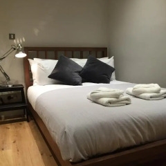 Апартаменты Royal Mile Studio Эдинбург комната для гостей фото 4