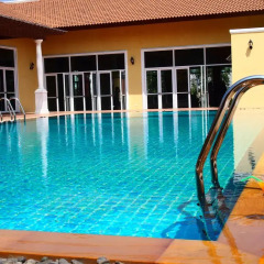 Отель The Victoria Resort Pattaya бассейн