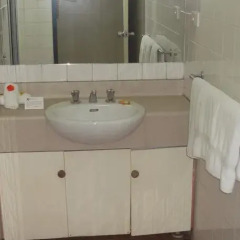 Отель Studio 6 Apartments Фиджи, Вити-Леву - отзывы, цены и фото номеров - забронировать отель Studio 6 Apartments онлайн ванная фото 2