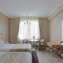 WOW Airport Hotel комната для гостей