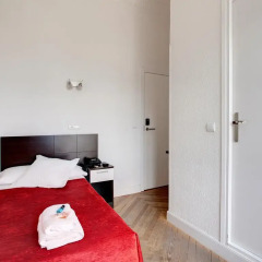 Отель Hostal Besaya Стандартный номер с различными типами кроватей фото 8