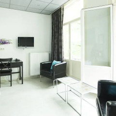 The Bridge Hotel интерьер отеля