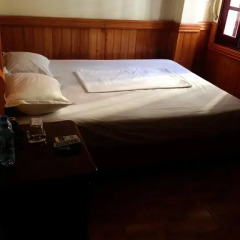 Thuy Dung Hotel Стандартный номер с двуспальной кроватью фото 8