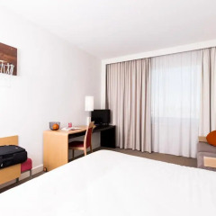 Отель Novotel Vilnius Centre 4* Стандартный номер с различными типами кроватей фото 9