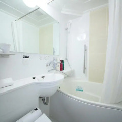 APA Hotel Higashi-Nihombashi-Ekimae 3* Стандартный номер с различными типами кроватей фото 9