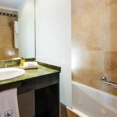 Hotel Exe Cristal Palace 4* Стандартный номер с различными типами кроватей фото 20