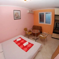 Апартаменты Apartments Kaludjerovic Студия с различными типами кроватей фото 7